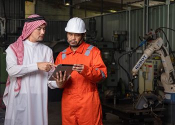 النهوض برأس المال البشري في المجال الصناعي السعودي