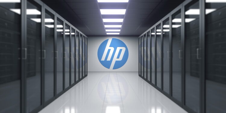 مركز تصنيع الذكاء الاصطناعي من HP في المملكة العربية السعودية