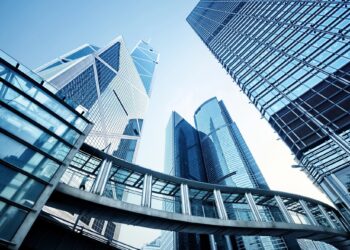 سلاسل التوريد بين هونغ كونغ والسعودية تعيد تشكيل التجارة في آسيا