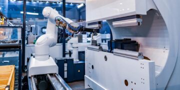 مركز التصنيع المتقدم في السعودية يقود التحول نحو الثورة الصناعية الرابعة