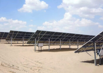 التحلية بالطاقة الشمسية في السعودية تعزز مشروع شعيبة للمياه